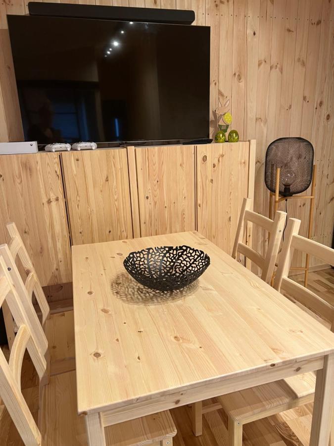 Wiatkapl Apartamento Leśna Exterior foto