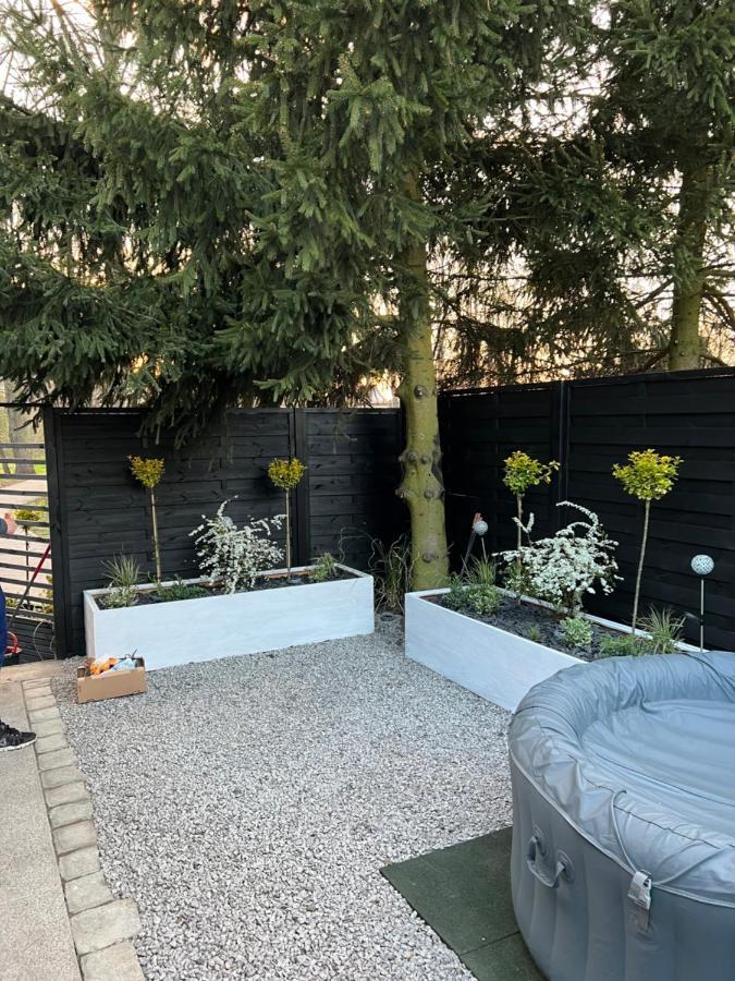 Wiatkapl Apartamento Leśna Exterior foto